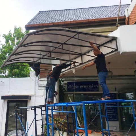 ช่างติดตั้งกันสาด ราคาถูก